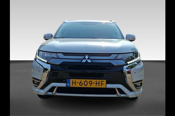 Mitsubishi Outlander 2.4 PHEV Intense+ schuifdak | trekhaak | elektrische achterklep