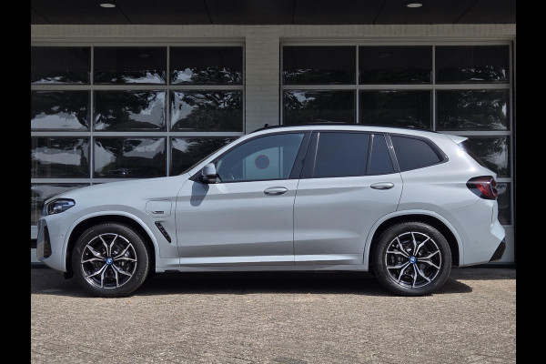 BMW X3 xDrive30e M SPORT | PANORAMADAK | LEDER | LED VERLICHTING | STOELVERWARMING |