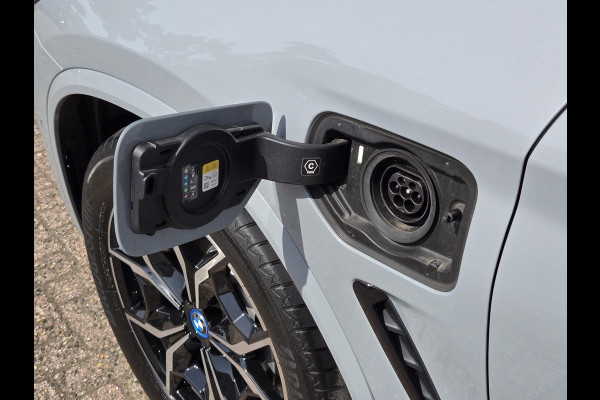 BMW X3 xDrive30e M SPORT | PANORAMADAK | LEDER | LED VERLICHTING | STOELVERWARMING |