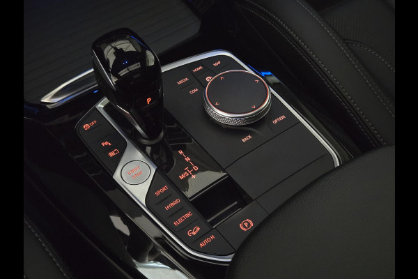 BMW X3 xDrive30e M SPORT | PANORAMADAK | LEDER | LED VERLICHTING | STOELVERWARMING |
