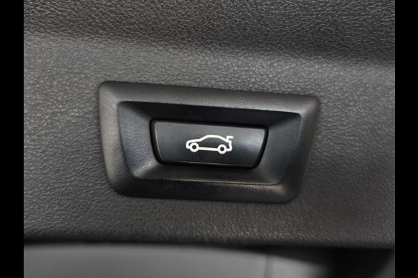 BMW X3 xDrive30e M SPORT | PANORAMADAK | LEDER | LED VERLICHTING | STOELVERWARMING |