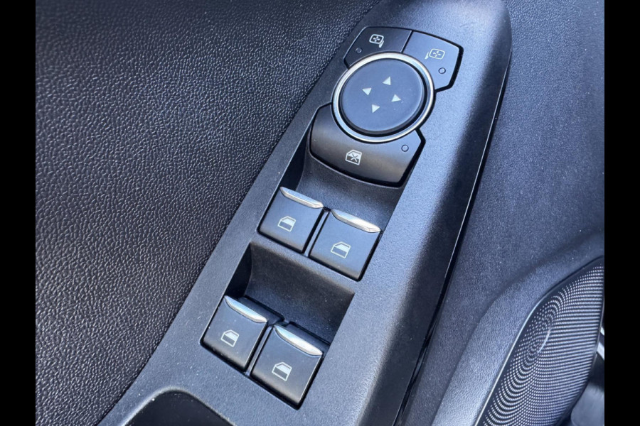 Ford Fiesta 1.0 EcoBoost / 95 PK / Navigatie + Apple-Carplay / Cruise Control / PDC Voor + Achter / 1e Eigenaar / NED-Fiesta