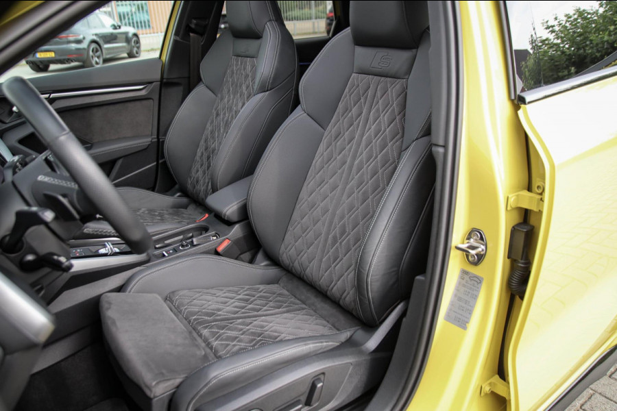 Audi A3 Sportback 40 TFSI e PHEV S Edition S-line 204pk S-Tronic! Panoramadak|Virtual Cockpit|Kuipstoelen elektrisch|Matrix|Black