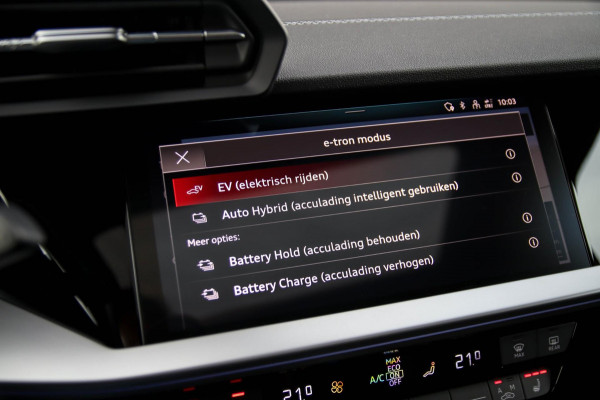 Audi A3 Sportback 40 TFSI e PHEV S Edition S-line 204pk S-Tronic! Panoramadak|Virtual Cockpit|Kuipstoelen elektrisch|Matrix|Black