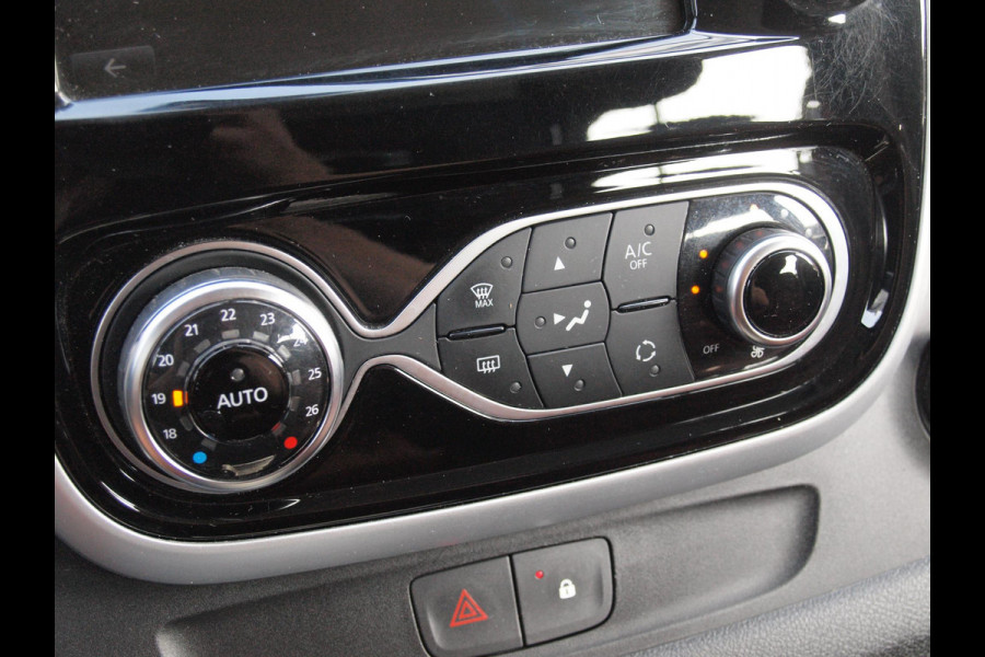 Renault Trafic 2.0 dCi 145 T30 L2H1 Comfort | Dubbele Cabine | Camera | Cruise Control | Leer | Trekhaak |
