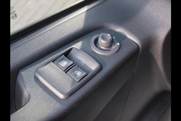 Renault Trafic 2.0 dCi 145 T30 L2H1 Comfort | Dubbele Cabine | Camera | Cruise Control | Leer | Trekhaak |