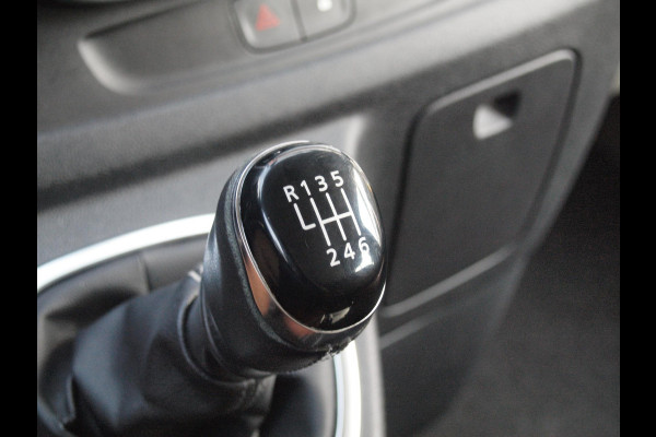 Renault Trafic 2.0 dCi 145 T30 L2H1 Comfort | Dubbele Cabine | Camera | Cruise Control | Leer | Trekhaak |
