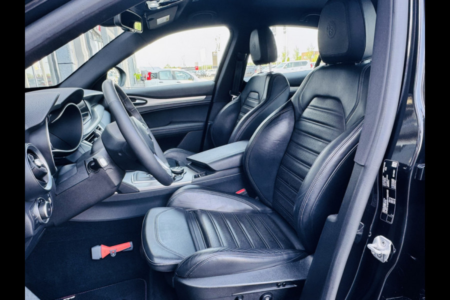 Alfa Romeo Stelvio 2.0T AWD 200pk Super│Veloce interieur│18'' velgen│PDC│Camera│Stoel-stuur verwarmbaar | Trekhaak