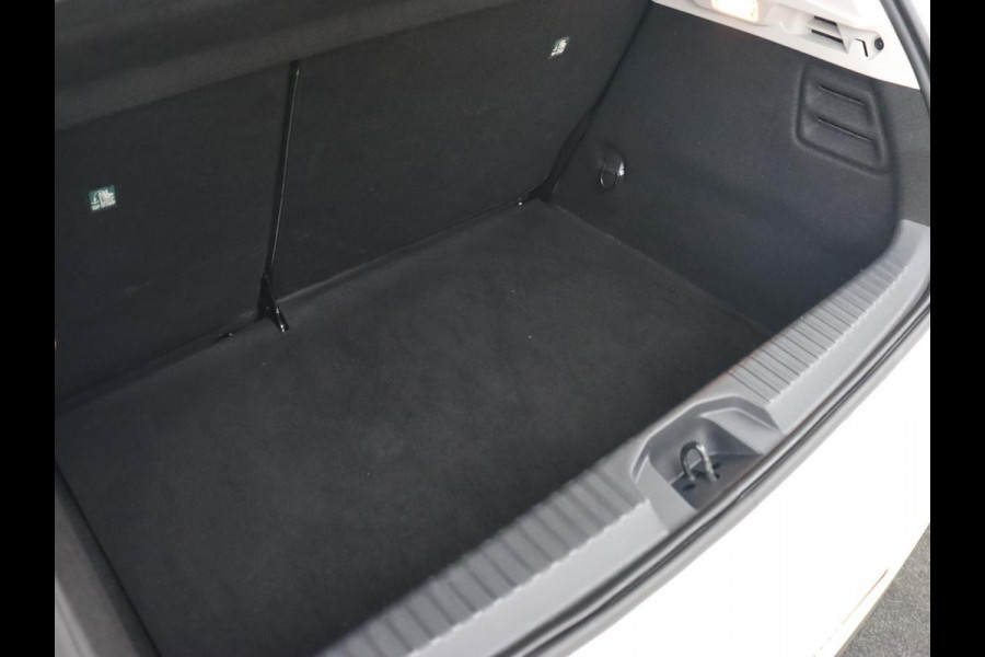 Renault Clio 1.0 TCe Zen | Carplay | Airco | Cruise control | Full LED | DAB