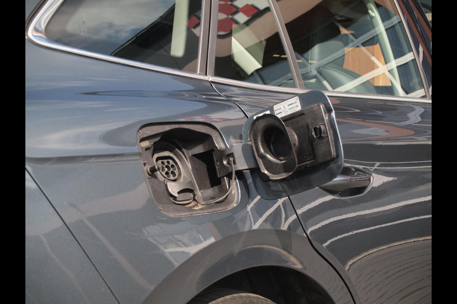 Škoda ENYAQ iV 80 | Camera | Trekhaak | Apple Carplay | Zware accu pakket |