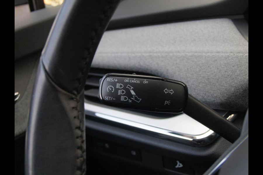 Škoda ENYAQ iV 80 | Camera | Trekhaak | Apple Carplay | Zware accu pakket |