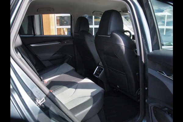 Škoda ENYAQ iV 80 | Camera | Trekhaak | Apple Carplay | Zware accu pakket |