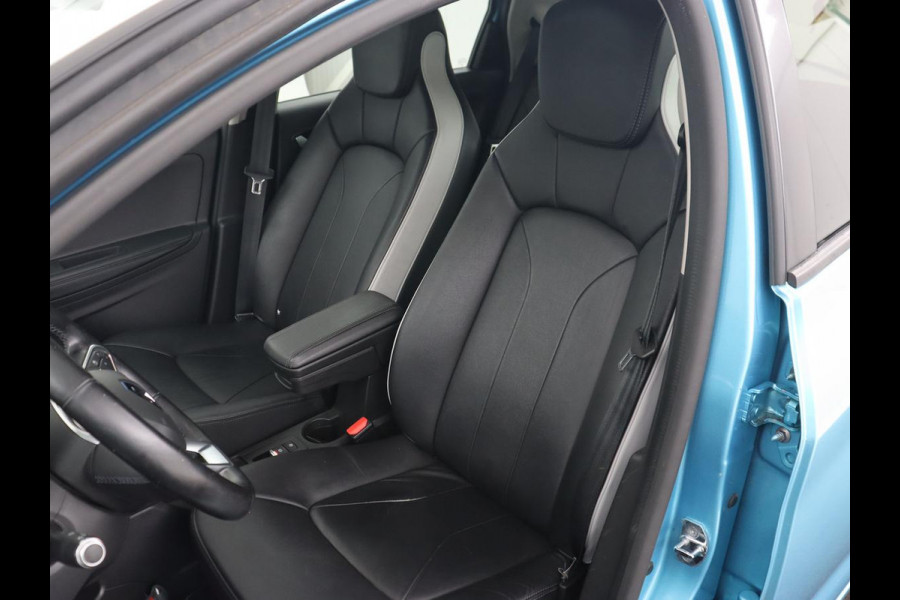 Renault ZOE R135 Edition One 52 kWh | Leder | Stoelverwarming | Camera | Warmtepomp | BOSE Sound | Carplay | Navigatie | Climate control