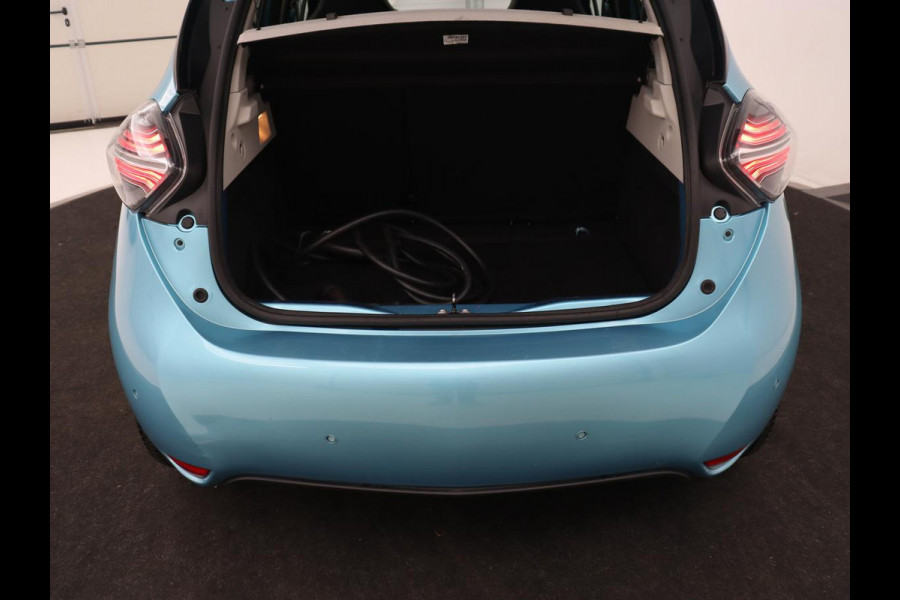Renault ZOE R135 Edition One 52 kWh | Leder | Stoelverwarming | Camera | Warmtepomp | BOSE Sound | Carplay | Navigatie | Climate control