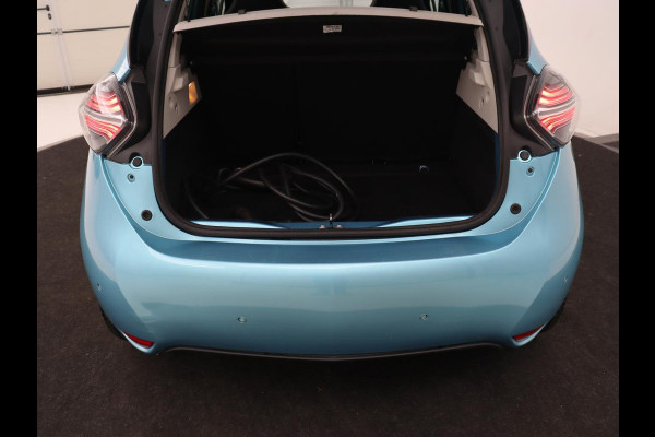Renault ZOE R135 Edition One 52 kWh | Leder | Stoelverwarming | Camera | Warmtepomp | BOSE Sound | Carplay | Navigatie | Climate control