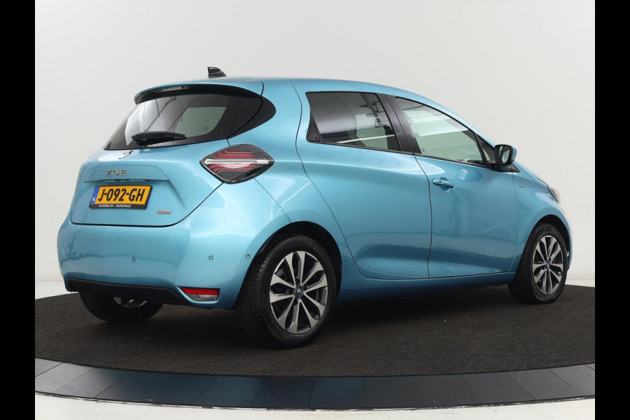 Renault ZOE R135 Edition One 52 kWh | Leder | Stoelverwarming | Camera | Warmtepomp | BOSE Sound | Carplay | Navigatie | Climate control