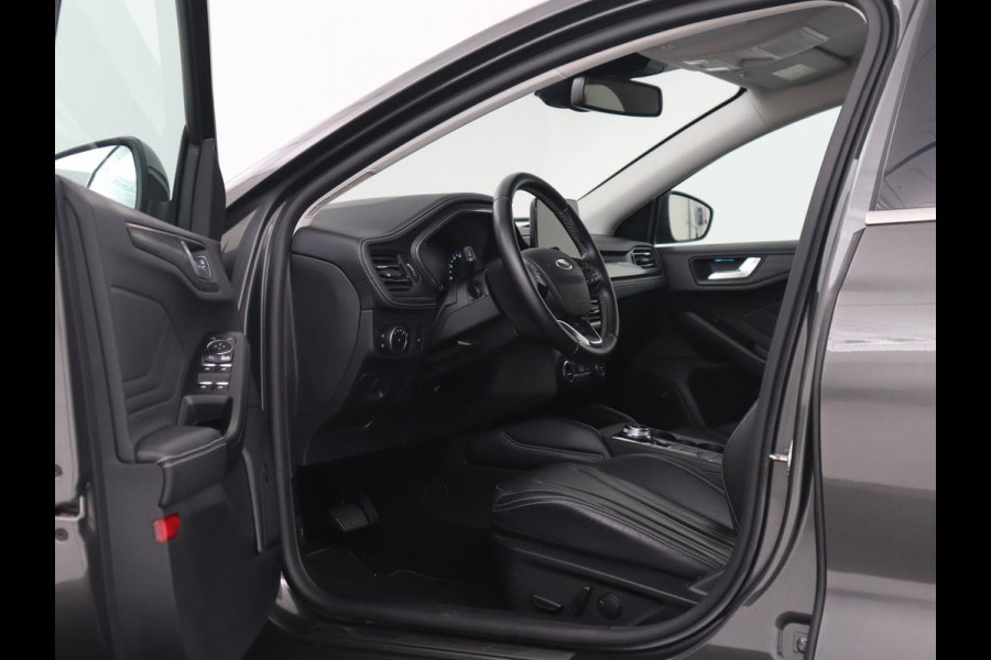 Ford Focus 1.5 EcoBoost Vignale | Leder | Head-Up | Stoel & stuurverwarming | Adaptive cruise | Park Assist | B&O Sound | Carplay | Dodehoek detectie | Full LED