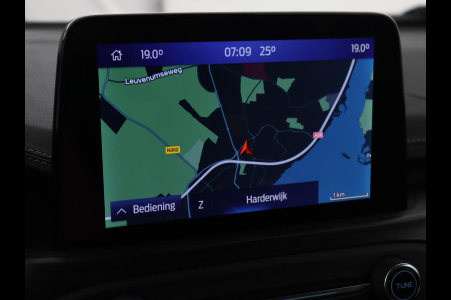 Ford Focus 1.5 EcoBoost Vignale | Leder | Head-Up | Stoel & stuurverwarming | Adaptive cruise | Park Assist | B&O Sound | Carplay | Dodehoek detectie | Full LED