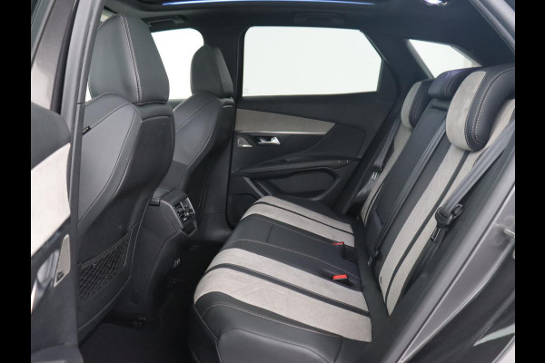 Peugeot 3008 1.6 HYbrid 225 GT | Panoramadak | Trekhaak | Stoelverwarming | Adaptive cruise | Camera | Leder/Alcantara | Focal Sound | Navigatie | Keyless | Full LED | PHEV | Plug In