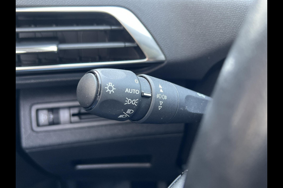 Peugeot 5008 1.2 PureTech Blue Lease Executive | 7-zitter |