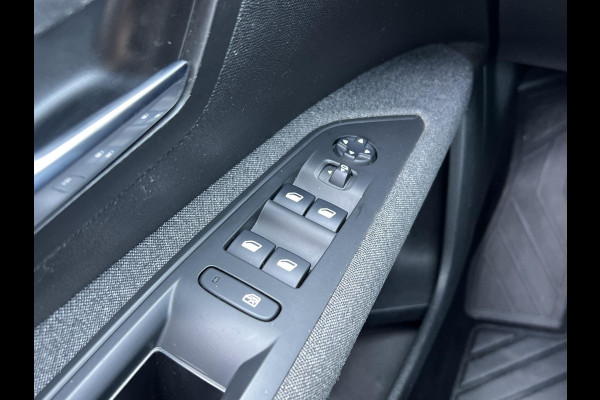 Peugeot 5008 1.2 PureTech Blue Lease Executive | 7-zitter |