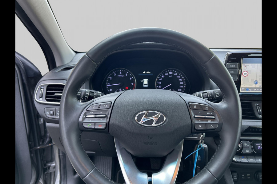 Hyundai i30 1.4 T-GDI Comfort | Afneembare Trekhaak | Unieke kmstand!
