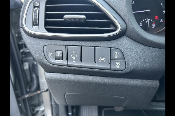 Hyundai i30 1.4 T-GDI Comfort | Afneembare Trekhaak | Unieke kmstand!
