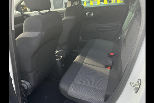 Citroën C3 Aircross 1.2 PureTech Shine - Navigatie / Apple CarPlay I Airco I LED I PDC / Achteruitrij camera I Dealer onderhouden