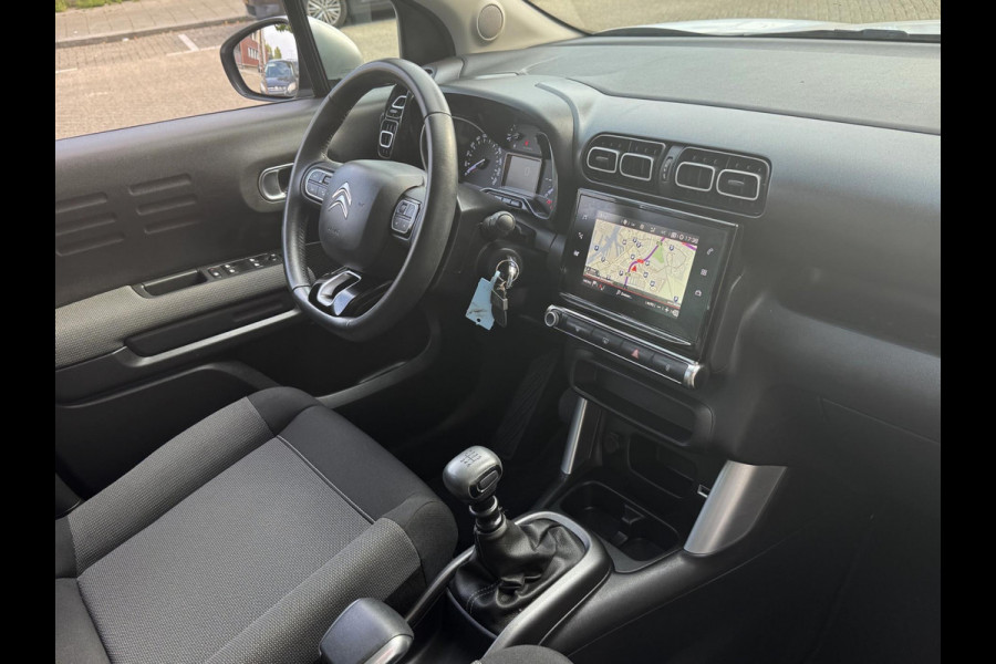 Citroën C3 Aircross 1.2 PureTech Shine - Navigatie / Apple CarPlay I Airco I LED I PDC / Achteruitrij camera I Dealer onderhouden