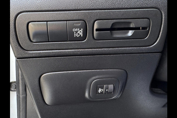 Citroën C3 Aircross 1.2 PureTech Shine - Navigatie / Apple CarPlay I Airco I LED I PDC / Achteruitrij camera I Dealer onderhouden