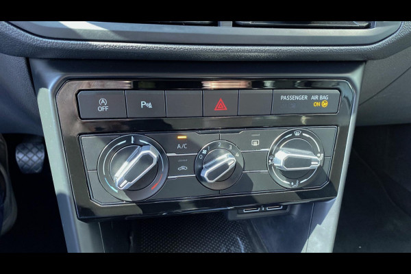 Volkswagen T-Cross 1.0 TSI Life - Apple CarPlay / Navigatie Airco I PDC I I Sport velgen I Veiligheid pakket I Dealer onderhouden