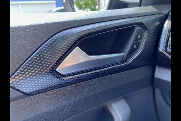 Volkswagen T-Cross 1.0 TSI Life - Apple CarPlay / Navigatie Airco I PDC I I Sport velgen I Veiligheid pakket I Dealer onderhouden