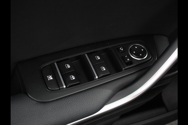 Kia Ceed Sportswagon 1.6 GDI PHEV DynamicLine | Navigatie | Camera | Climate Control | Cruise control adaptive | Lane assist | Lichtmetalen Velgen | Stoelverwarming