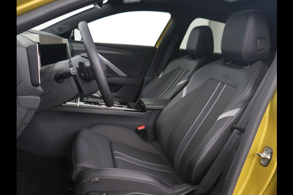 Opel Astra 1.6 Turbo Plug In Hybrid Ultimate | Panoramadak | Head-Up | 360 Camera | Stoel & stuurverwarming | Carplay | Adaptive cruise | AG Stoel | Carplay | 18'' lichtmetalen velgen | PHEV