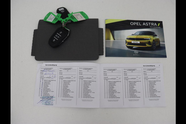 Opel Astra 1.6 Turbo Plug In Hybrid Ultimate | Panoramadak | Head-Up | 360 Camera | Stoel & stuurverwarming | Carplay | Adaptive cruise | AG Stoel | Carplay | 18'' lichtmetalen velgen | PHEV