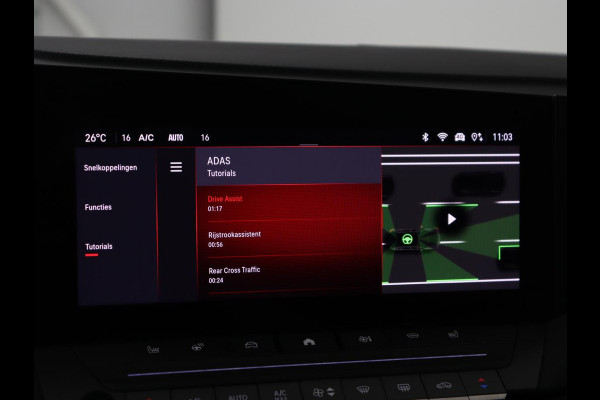 Opel Astra 1.6 Turbo Plug In Hybrid Ultimate | Panoramadak | Head-Up | 360 Camera | Stoel & stuurverwarming | Carplay | Adaptive cruise | AG Stoel | Carplay | 18'' lichtmetalen velgen | PHEV