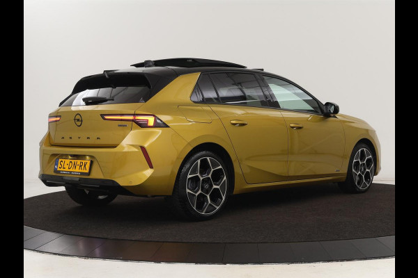 Opel Astra 1.6 Turbo Plug In Hybrid Ultimate | Panoramadak | Head-Up | 360 Camera | Stoel & stuurverwarming | Carplay | Adaptive cruise | AG Stoel | Carplay | 18'' lichtmetalen velgen | PHEV