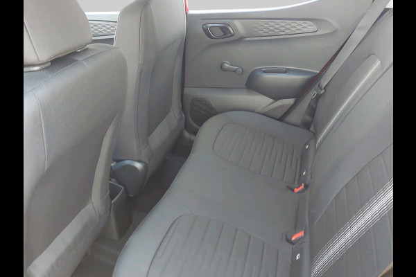 Hyundai i10 1.0 Comfort VAN: €21.690 VOOR: €19.190