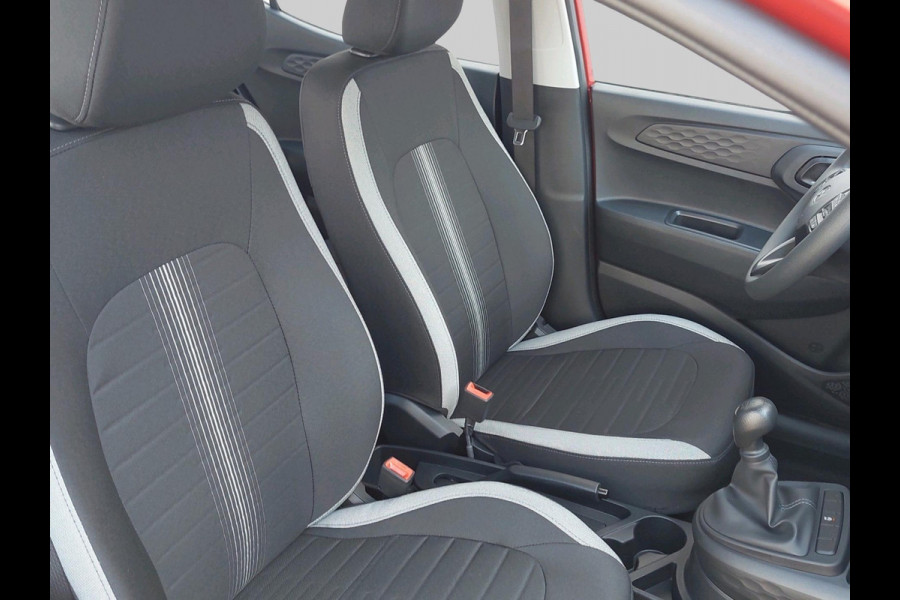 Hyundai i10 1.0 Comfort VAN: €21.690 VOOR: €19.190