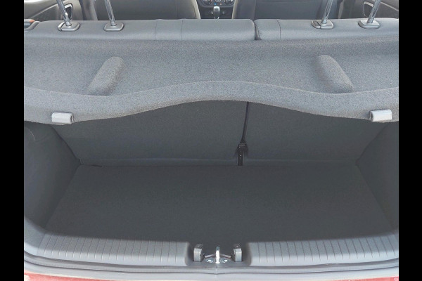 Hyundai i10 1.0 Comfort VAN: €21.690 VOOR: €19.190