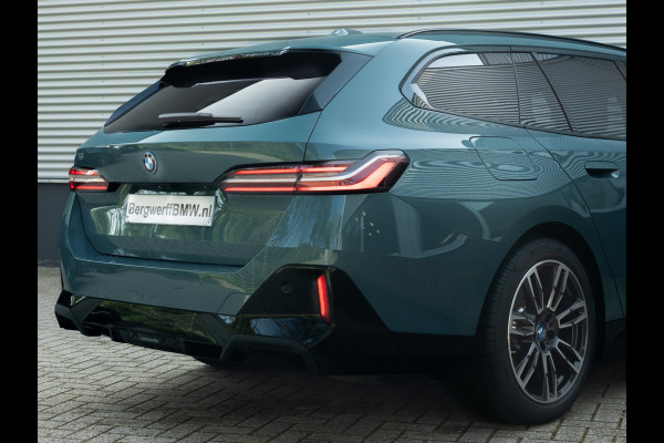 BMW i5 Touring eDrive40 M-Sport - Onderstel Prof - Pano - Trekhaak - Bowers & Wilkins