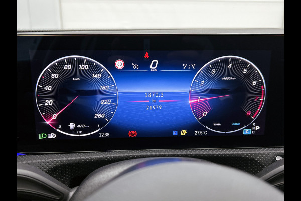 Mercedes-Benz A-Klasse 180 Star Edition AMG Line | Nightpakket | Dodehoekassistent | Parkeerpakket met achteruitrijcamera | KEYLESS GO | Extra USB-poorten | Sfeerverlichting | Verwarmde stoelen vooraan | Spiegelpakket |