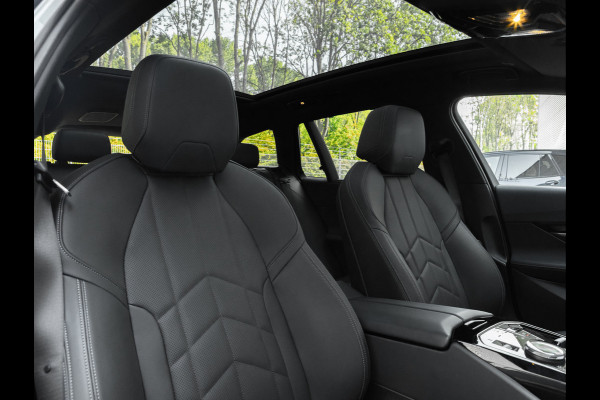 BMW i5 Touring eDrive40 M-Sport - Onderstel Prof - Pano - Trekhaak - Bowers & Wilkins
