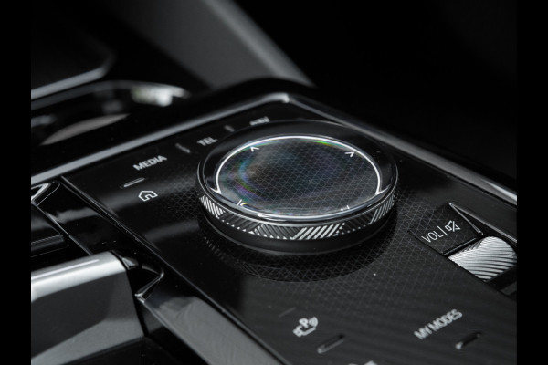 BMW i5 Touring eDrive40 M-Sport - Onderstel Prof - Pano - Trekhaak - Bowers & Wilkins