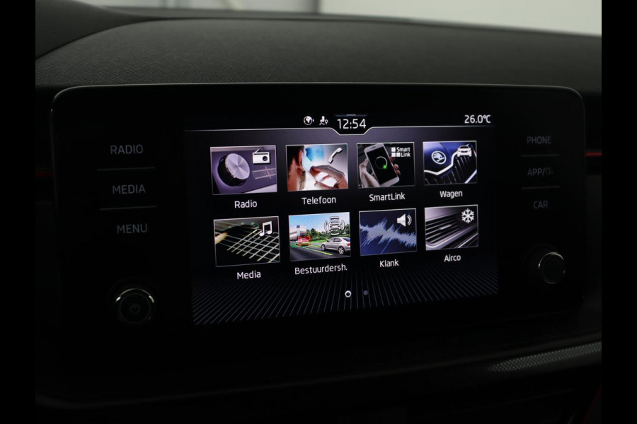 Škoda SCALA 1.0 TSI Sport | Stoelverwarming | Camera | Climate control | Carplay | Full LED | Cruise control | Parkeerhulp