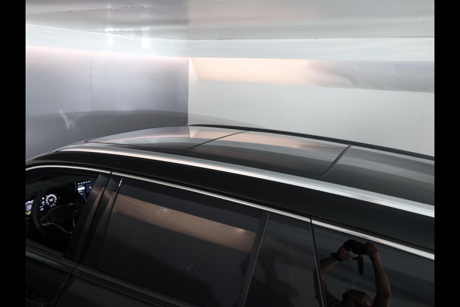 Volkswagen Tayron R-Line-Edition 1.5 eHybrid 200 kW / 272 pk SUV 6 v