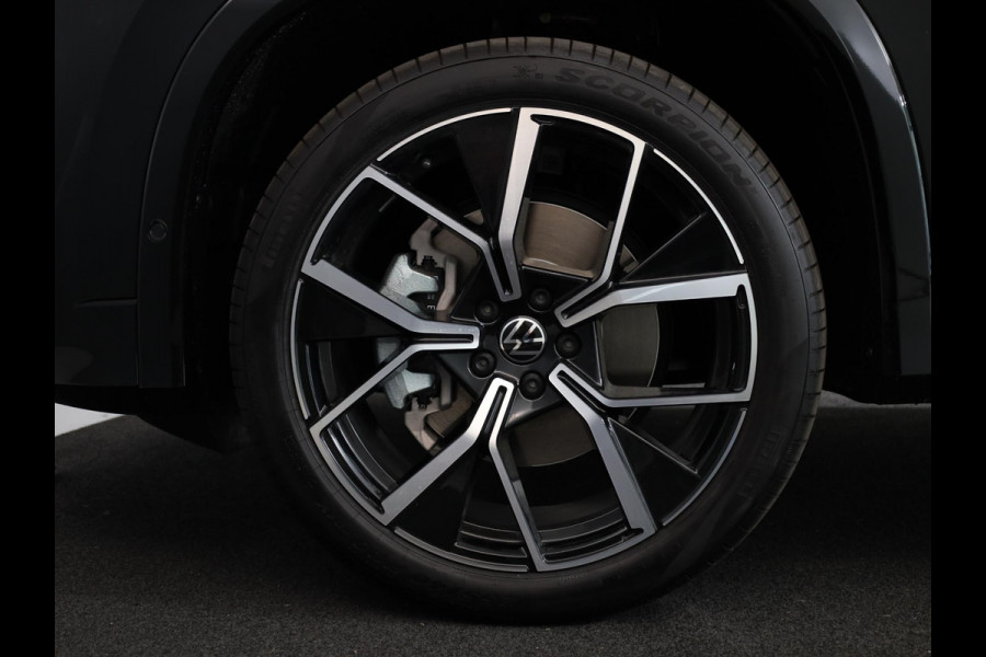 Volkswagen Tayron R-Line-Edition 1.5 eHybrid 200 kW / 272 pk SUV 6 v