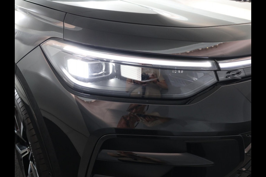 Volkswagen Tayron R-Line-Edition 1.5 eHybrid 200 kW / 272 pk SUV 6 v
