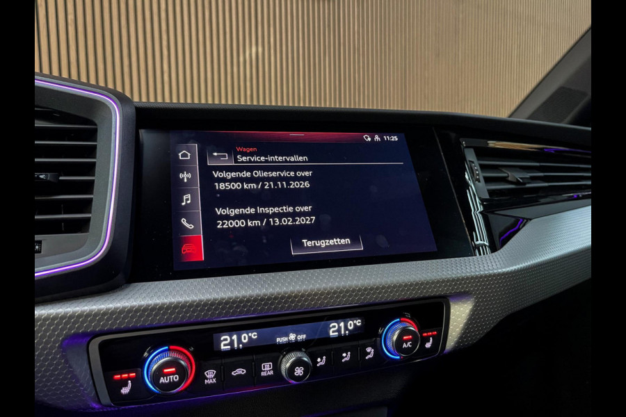 Audi A1 SPORTBACK 25 TFSI S Line. Carplay - Clima - Ambiance