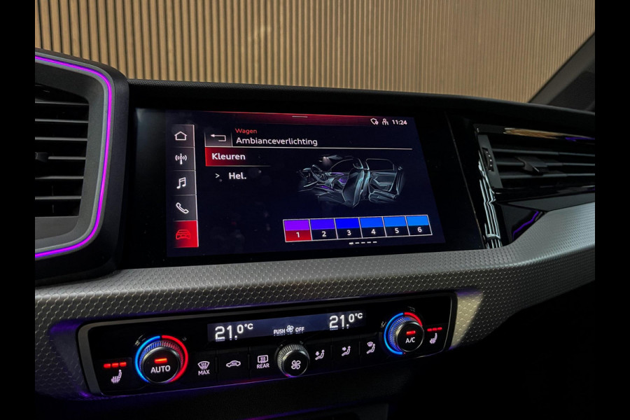Audi A1 SPORTBACK 25 TFSI S Line. Carplay - Clima - Ambiance